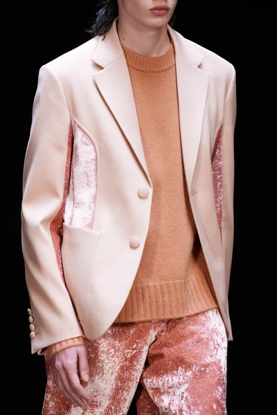 Look 81